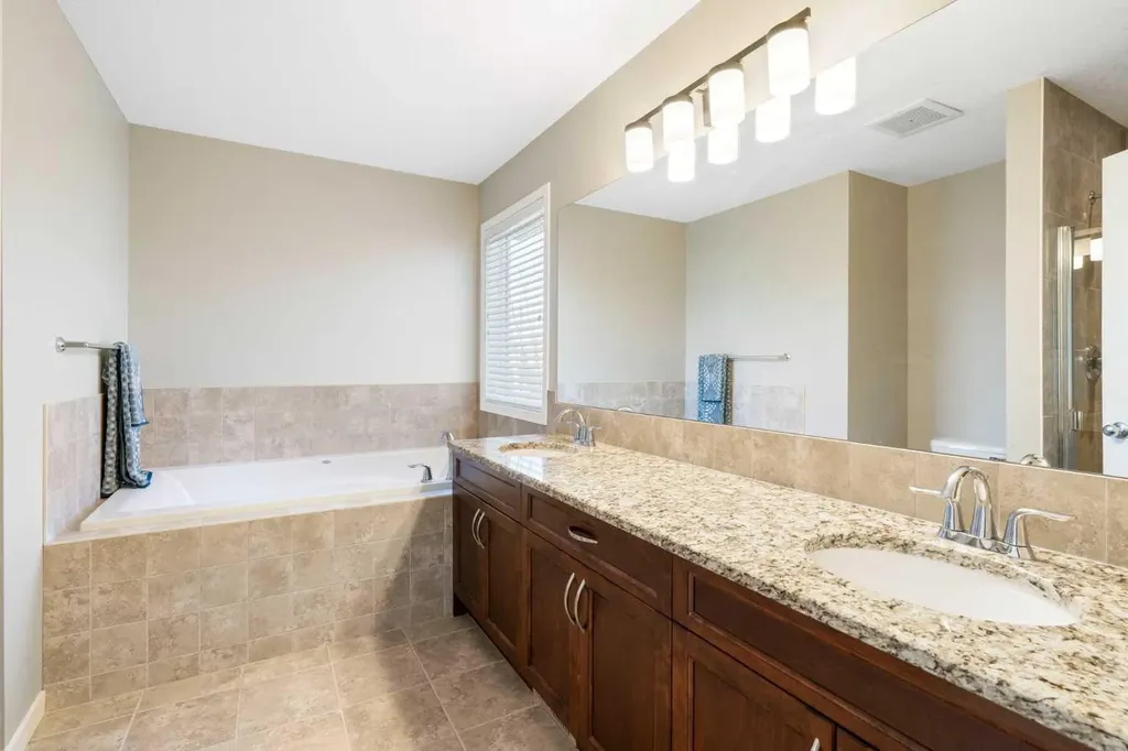 116 Brightoncrest Manor SE Calgary AB T2Z 1A3