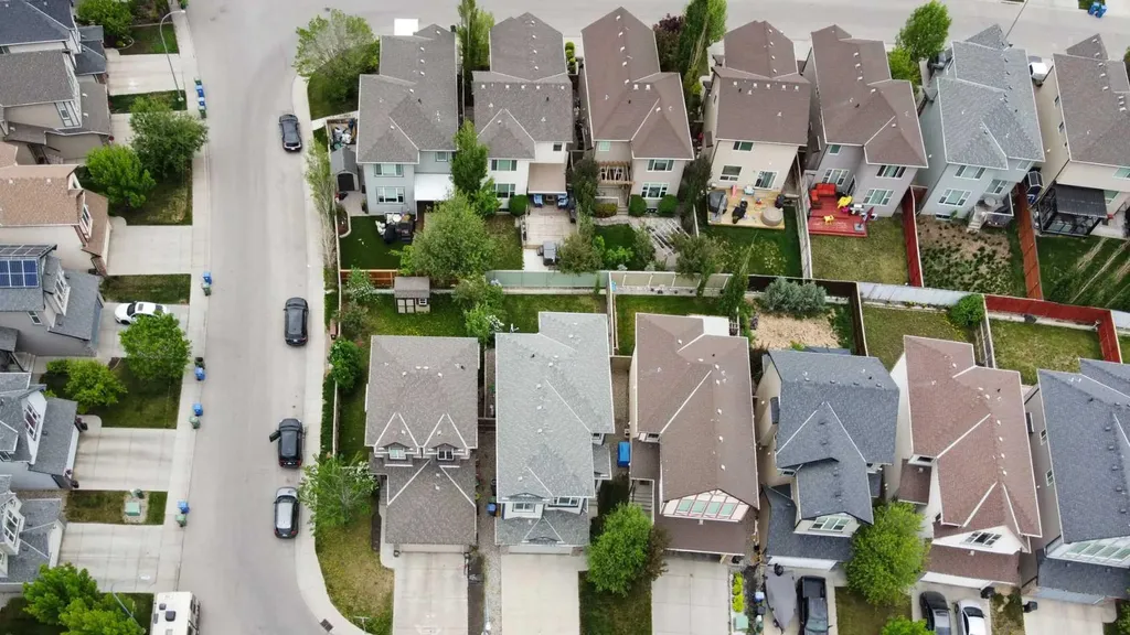 116 Brightoncrest Manor SE Calgary AB T2Z 1A3
