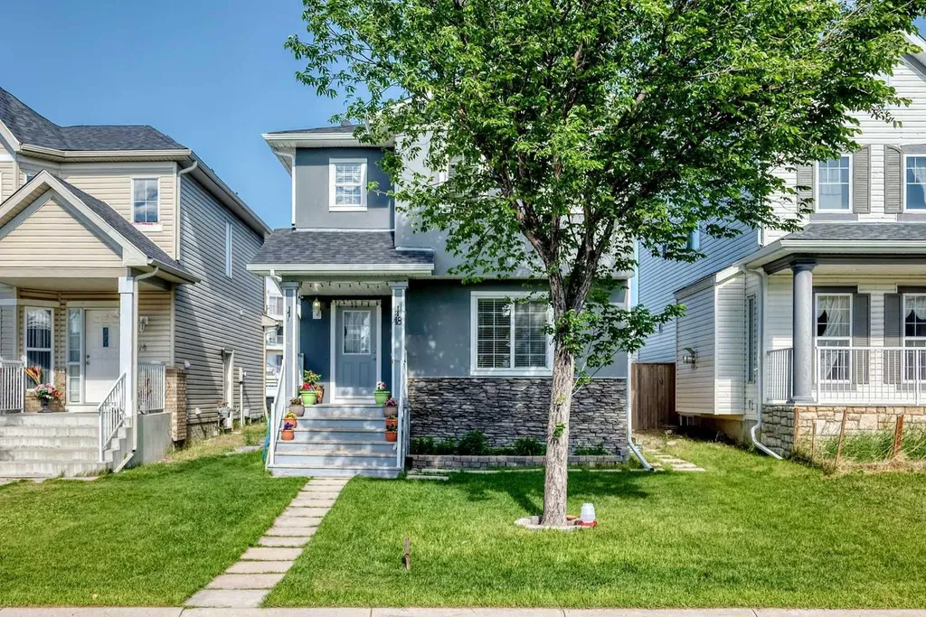 18 Taralake Gardens NE Calgary AB T3J 0A8