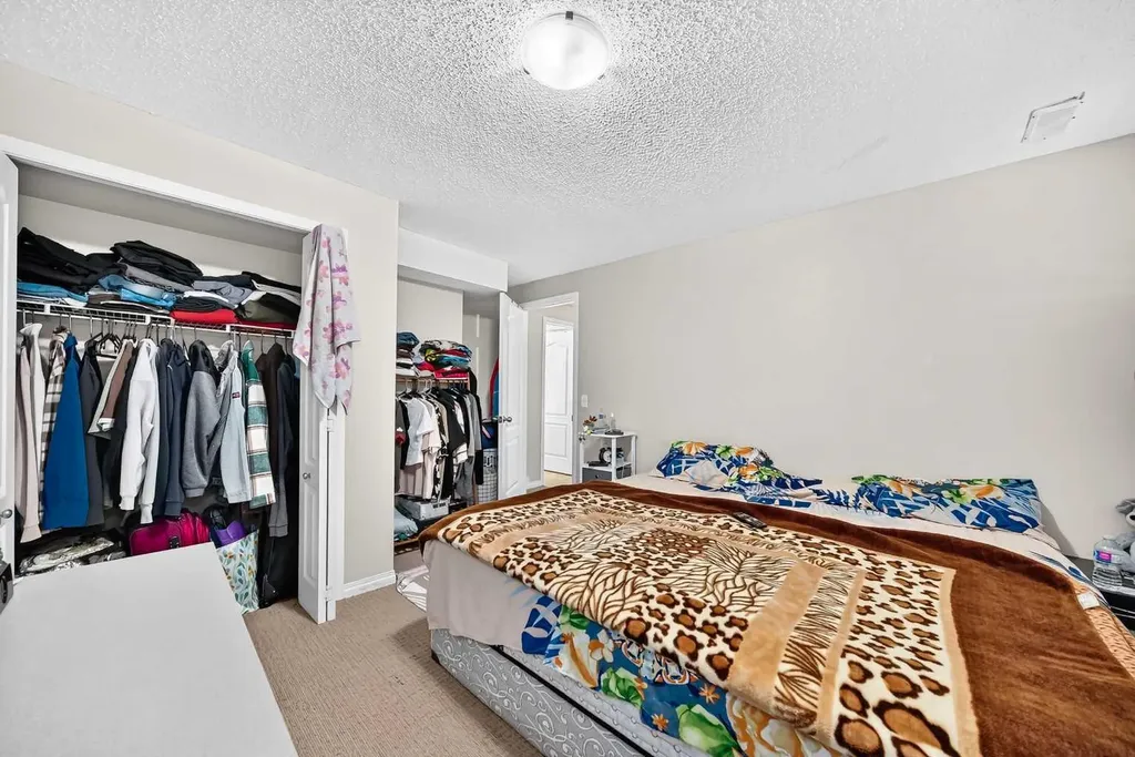 18 Taralake Gardens NE Calgary AB T3J 0A8