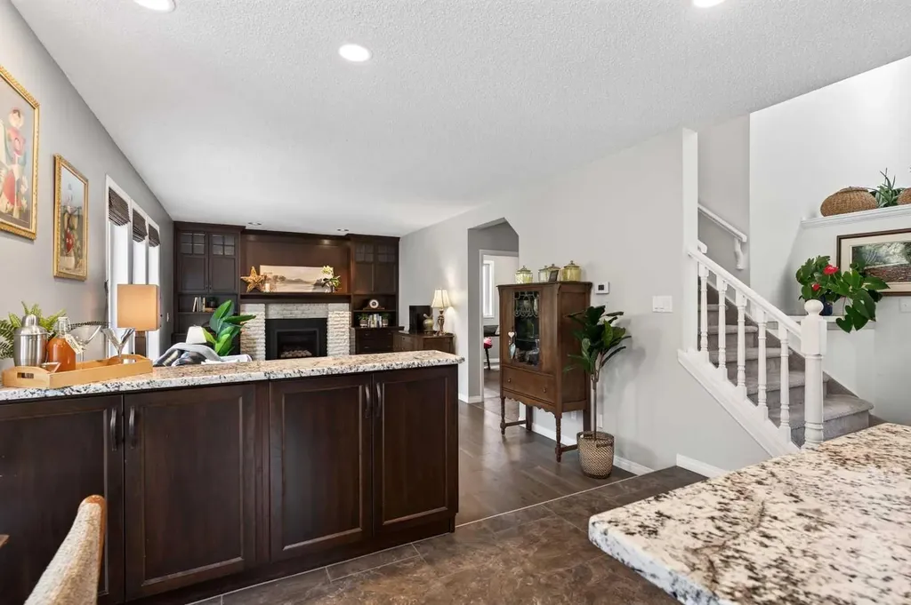 76 Edgepark Road NW Calgary AB T3A 4P8