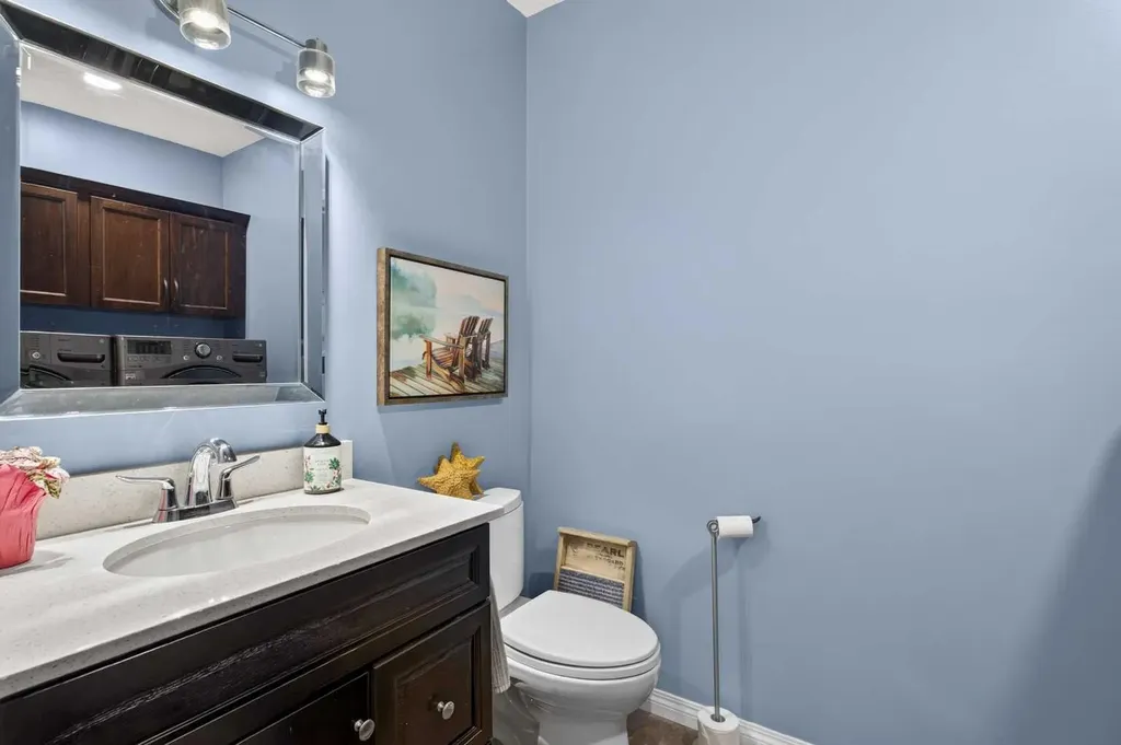 76 Edgepark Road NW Calgary AB T3A 4P8