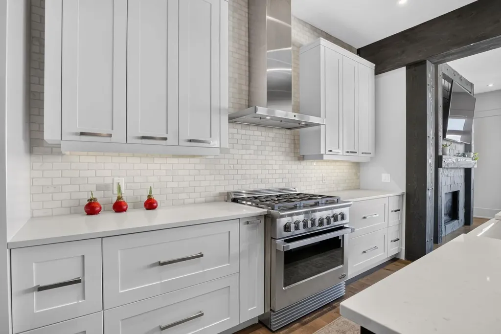 2010 29 Avenue SW Calgary AB T2T1N3