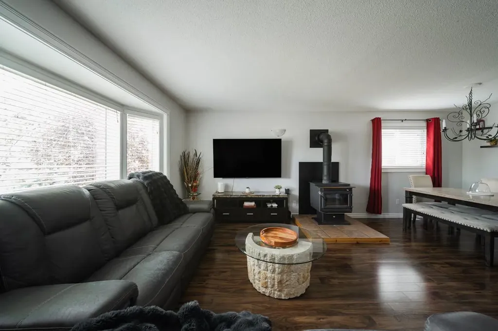 145 Cruickshank Road Fort Mcmurray AB T9K 1N6