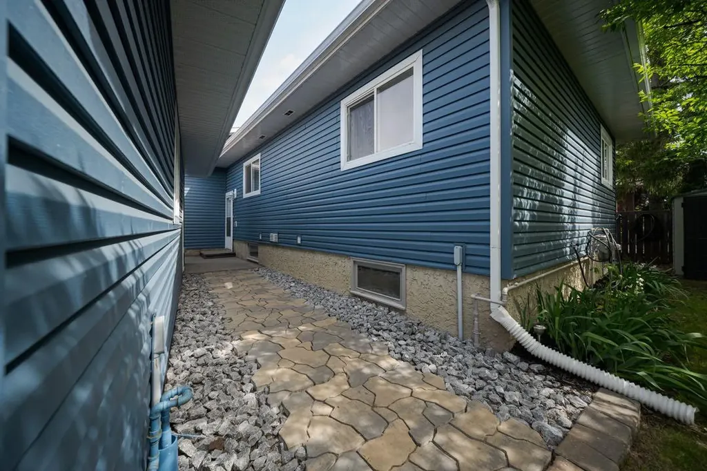 145 Cruickshank Road Fort Mcmurray AB T9K 1N6