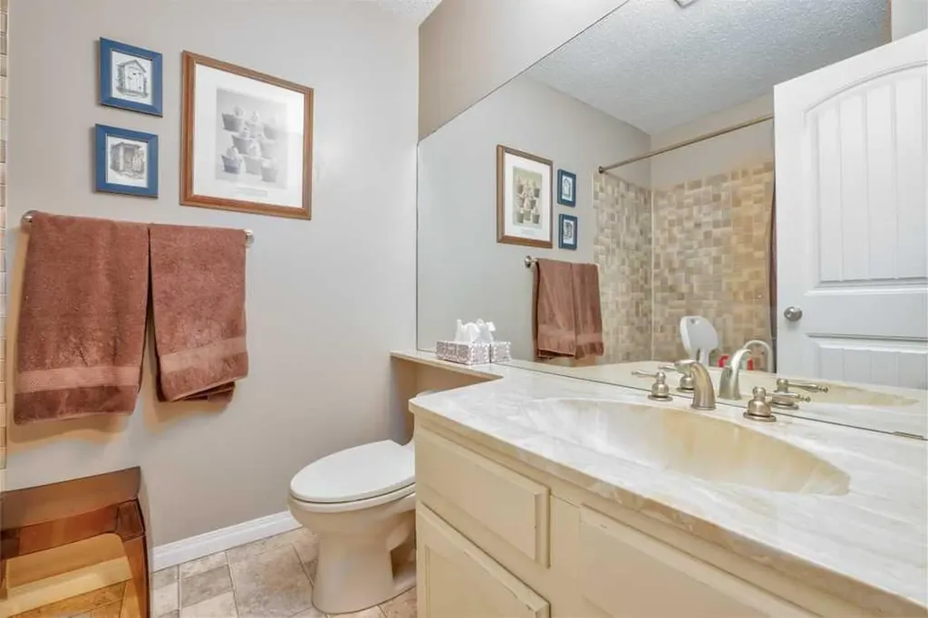 20 Midpark Crescent SE Calgary AB T2X1P3