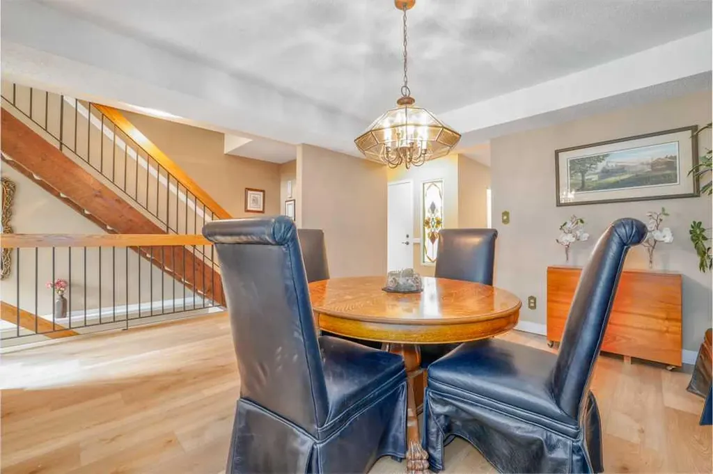 20 Midpark Crescent SE Calgary AB T2X1P3