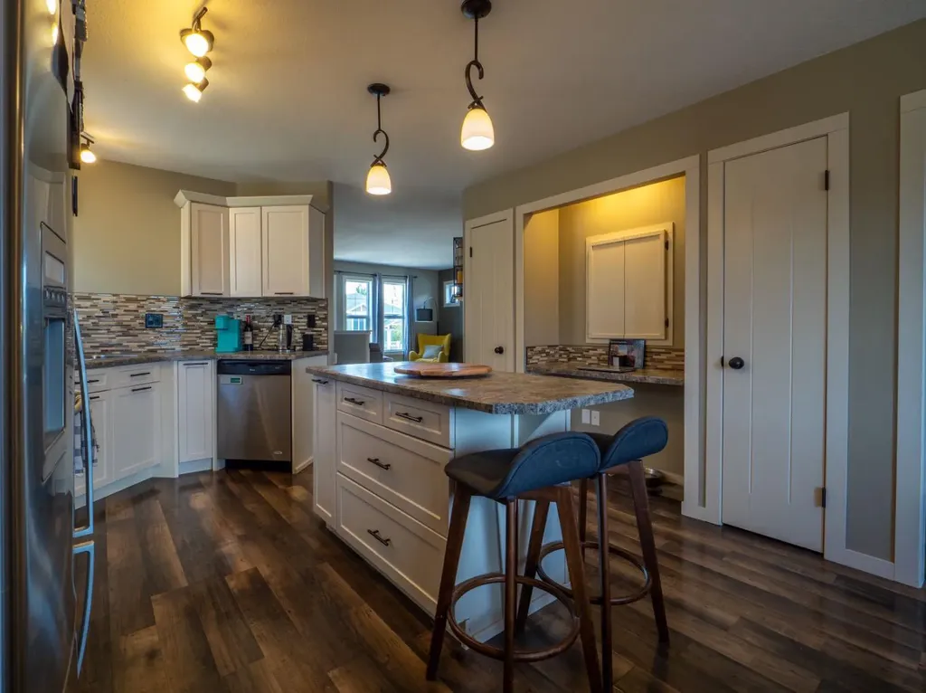 148 Mt Sundial Court W Lethbridge AB T1J 5C2