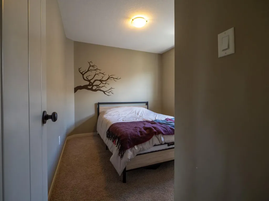 148 Mt Sundial Court W Lethbridge AB T1J 5C2