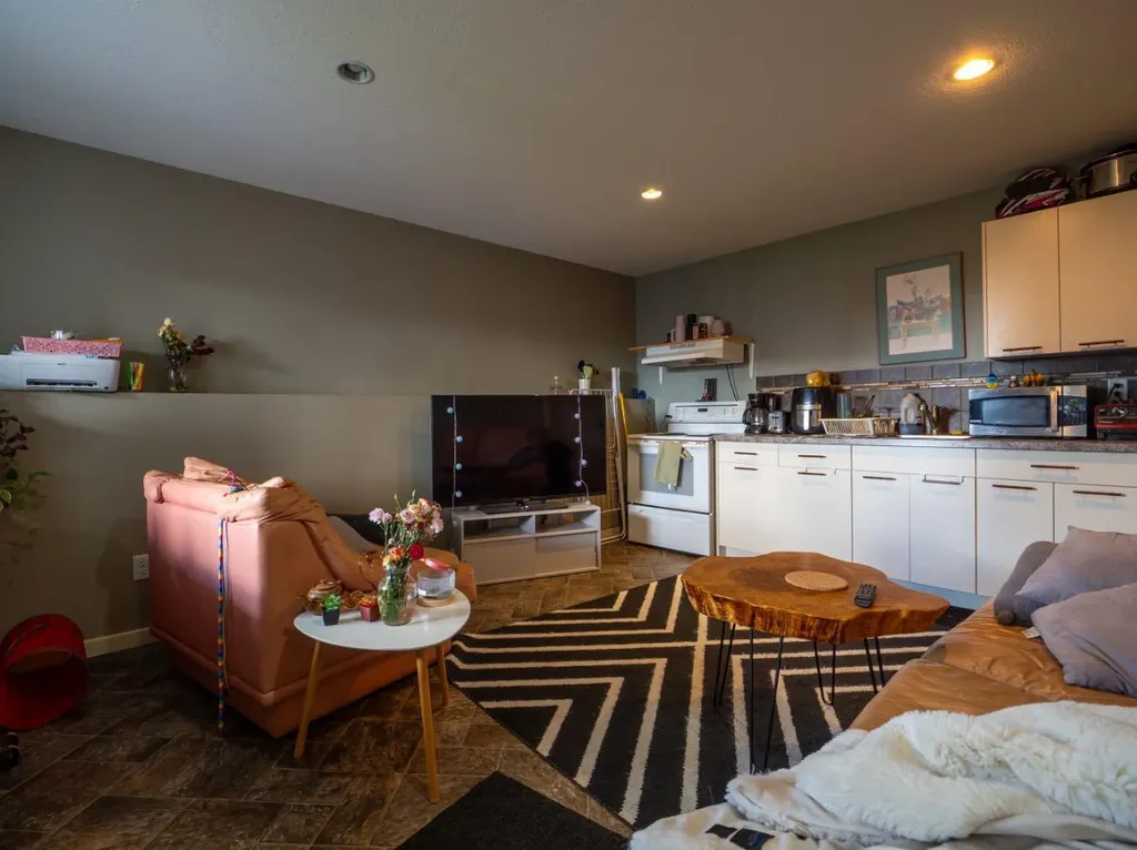 148 Mt Sundial Court W Lethbridge AB T1J 5C2