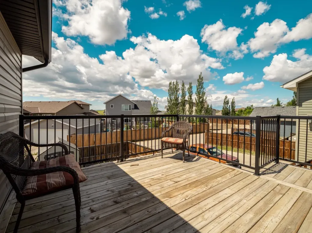 148 Mt Sundial Court W Lethbridge AB T1J 5C2
