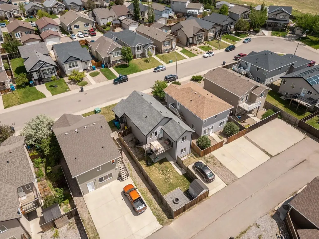 148 Mt Sundial Court W Lethbridge AB T1J 5C2