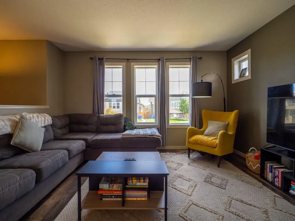 148 Mt Sundial Court W Lethbridge AB T1J 5C2