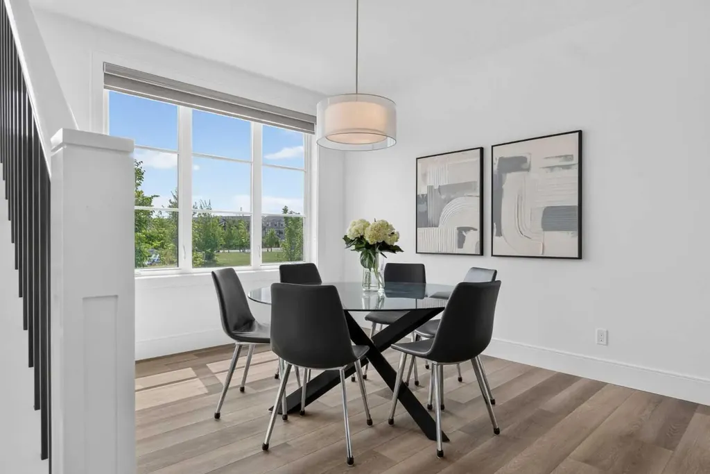 235 Treeline View SW Calgary AB T2Y0W6