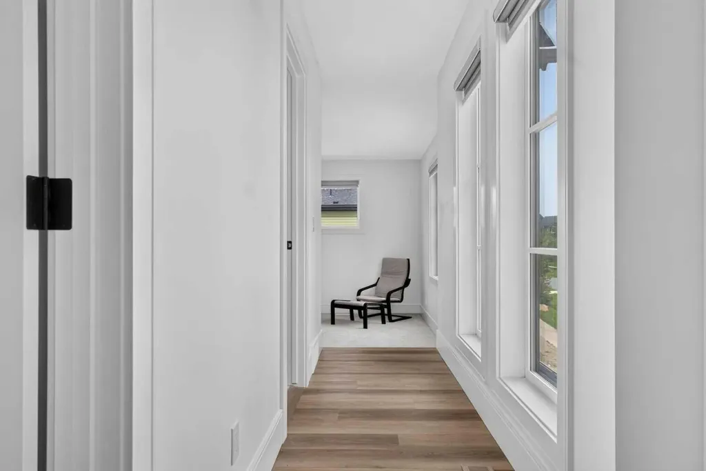 235 Treeline View SW Calgary AB T2Y0W6