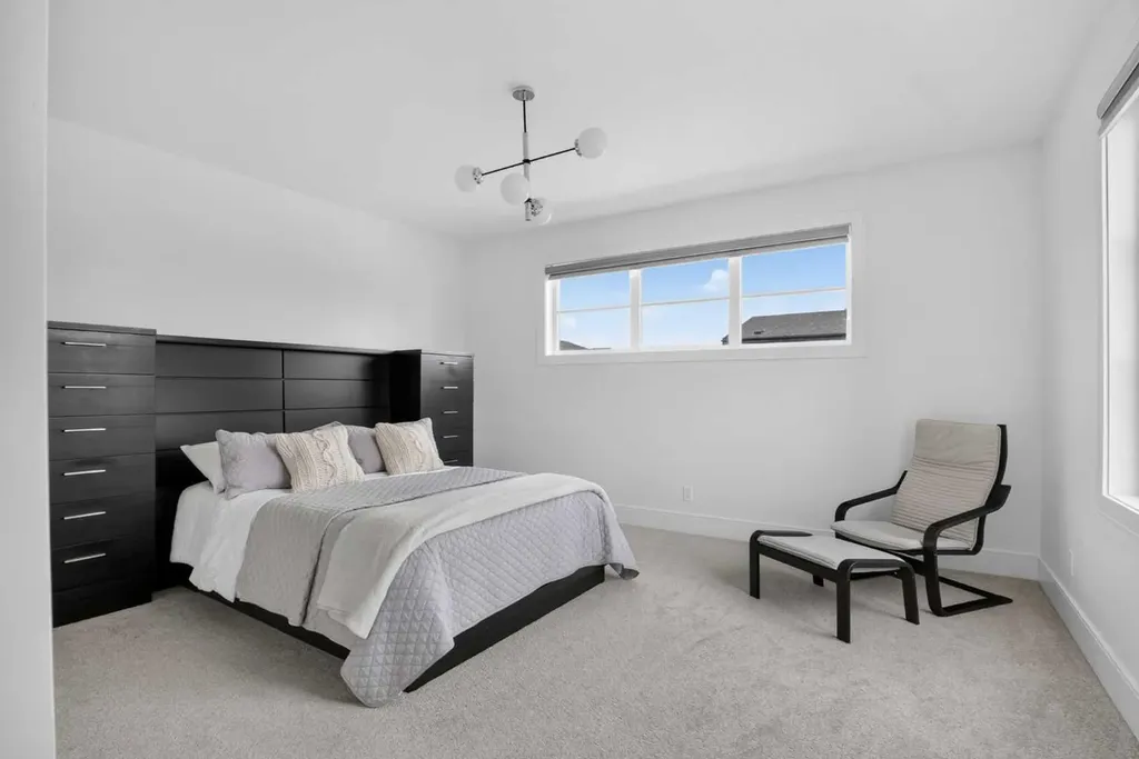 235 Treeline View SW Calgary AB T2Y0W6