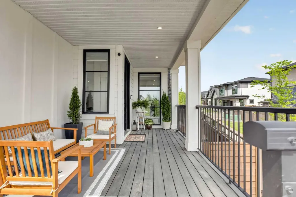 235 Treeline View SW Calgary AB T2Y0W6