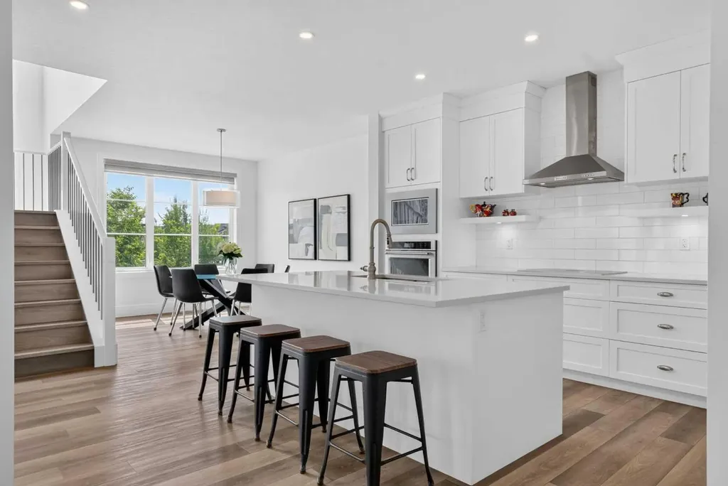 235 Treeline View SW Calgary AB T2Y0W6
