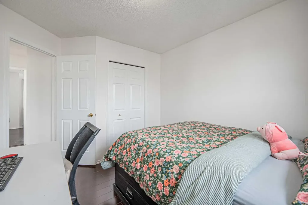66 Martin Crossing Close NE Calgary AB T3J 3S2