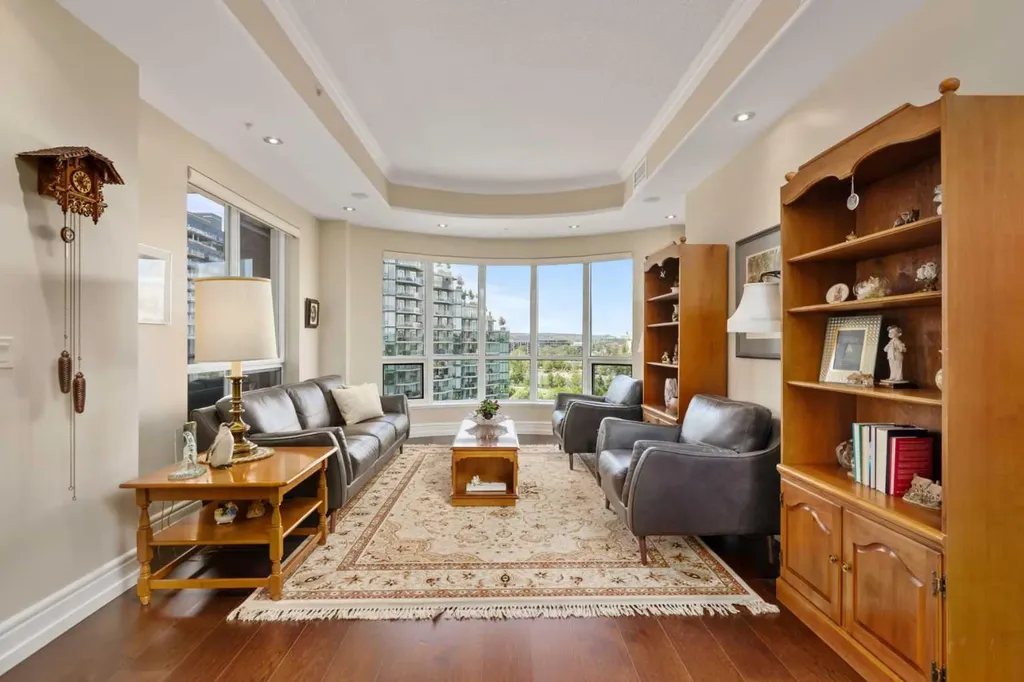 690 Princeton Way SW Calgary AB T2P 5J9