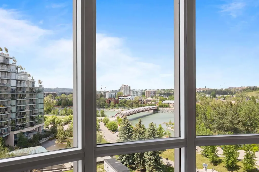 690 Princeton Way SW Calgary AB T2P 5J9