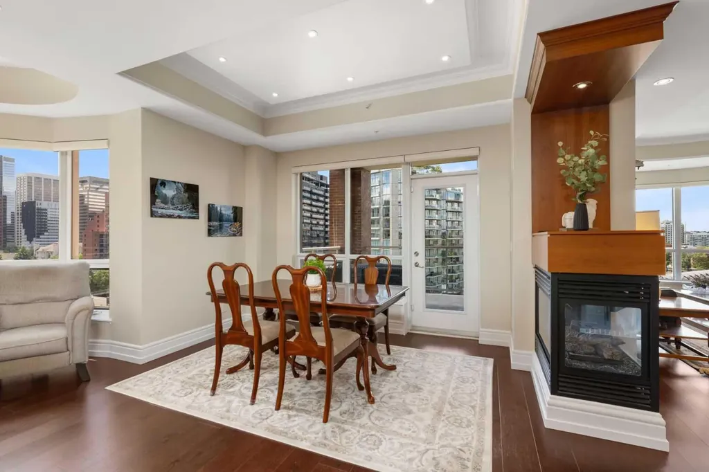 690 Princeton Way SW Calgary AB T2P 5J9