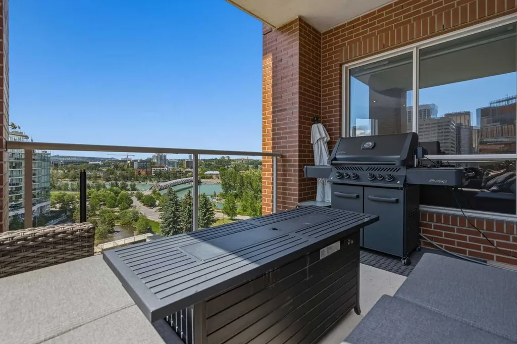 690 Princeton Way SW Calgary AB T2P 5J9