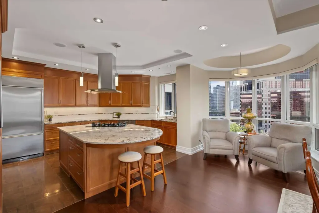690 Princeton Way SW Calgary AB T2P 5J9