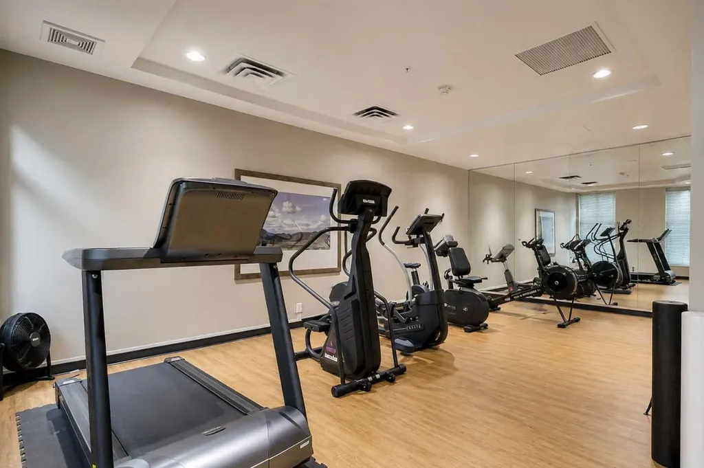 690 Princeton Way SW Calgary AB T2P 5J9