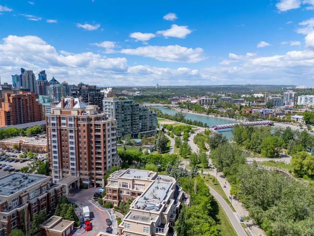690 Princeton Way SW Calgary AB T2P 5J9