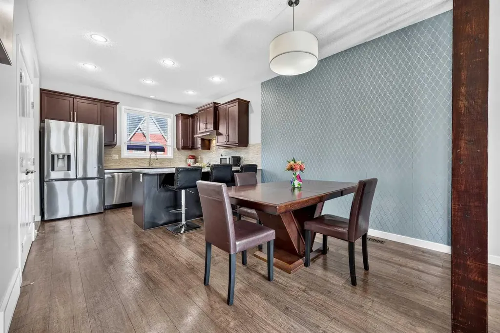 27 Red Embers Lane NE Calgary AB T3N 0R2