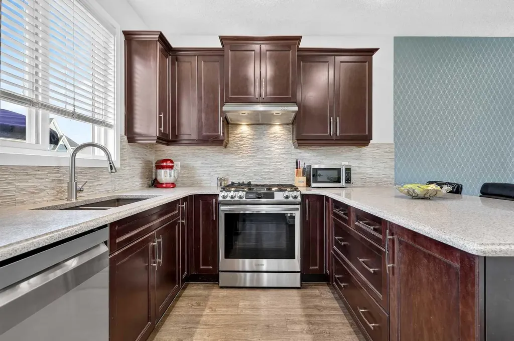 27 Red Embers Lane NE Calgary AB T3N 0R2
