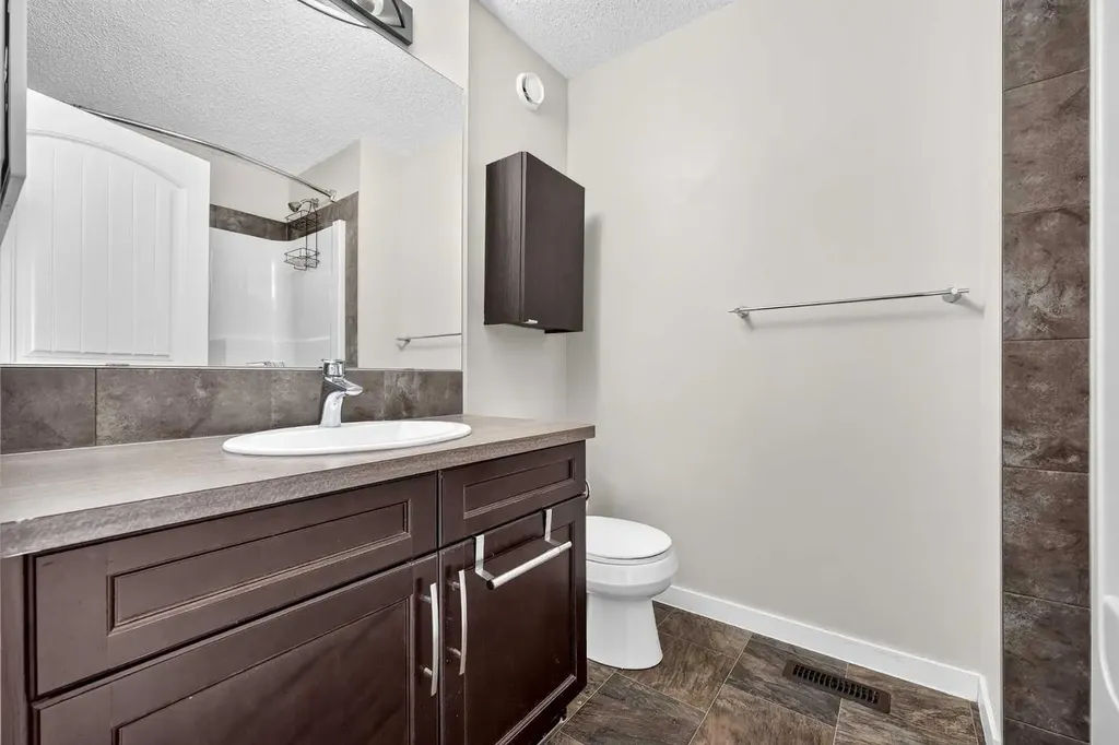 27 Red Embers Lane NE Calgary AB T3N 0R2