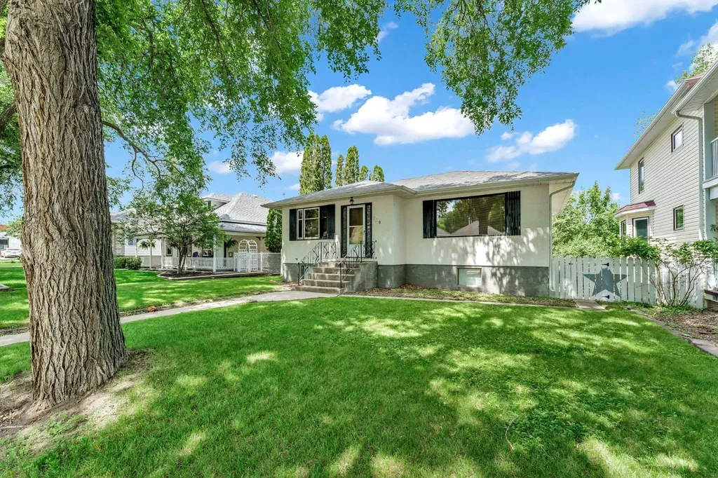 530 7 Street SE Medicine Hat AB T1A1K3