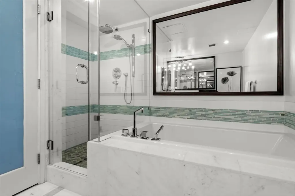 1001 14 Avenue SW Calgary AB T2R 1L2