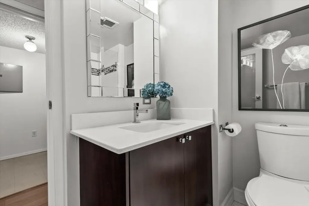 1001 14 Avenue SW Calgary AB T2R 1L2