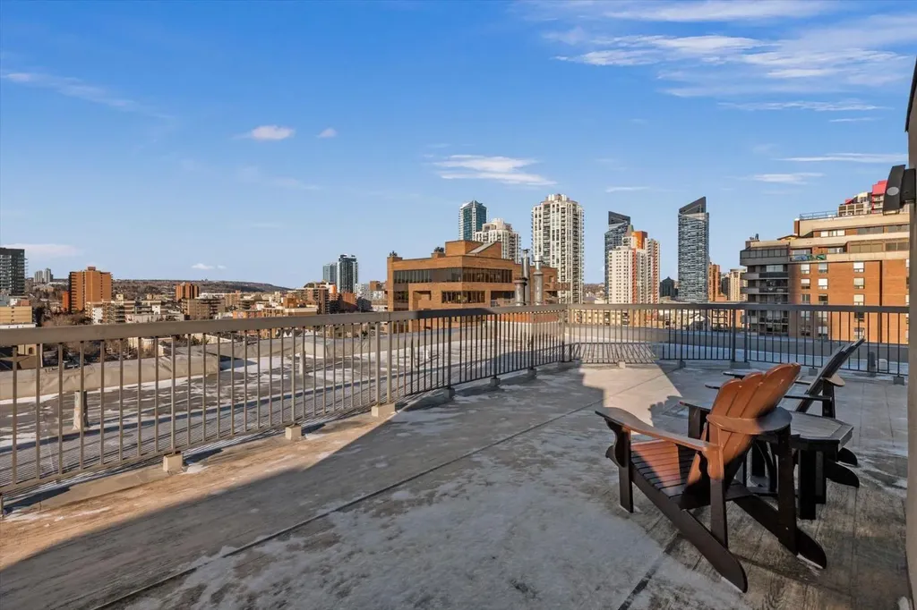1001 14 Avenue SW Calgary AB T2R 1L2