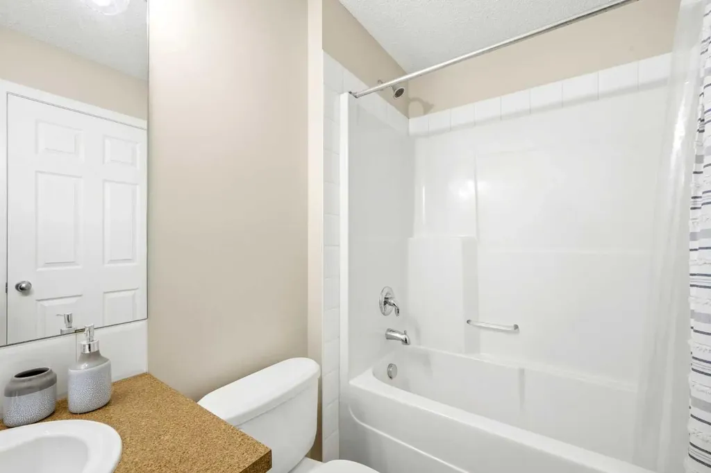 180 Eversyde Boulevard SW Calgary AB T2Y0B3