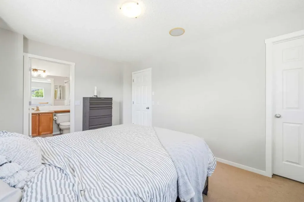 180 Eversyde Boulevard SW Calgary AB T2Y0B3