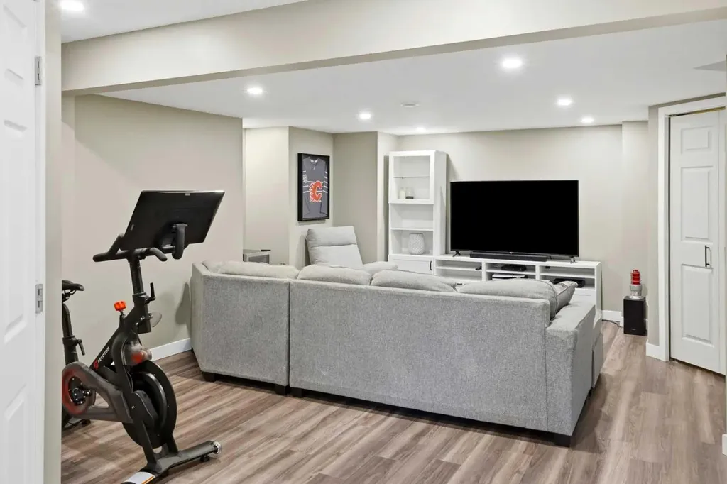 180 Eversyde Boulevard SW Calgary AB T2Y0B3