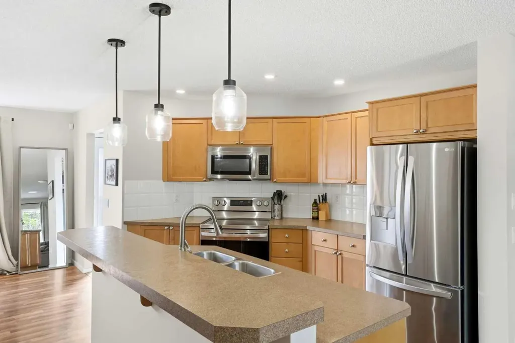 180 Eversyde Boulevard SW Calgary AB T2Y0B3