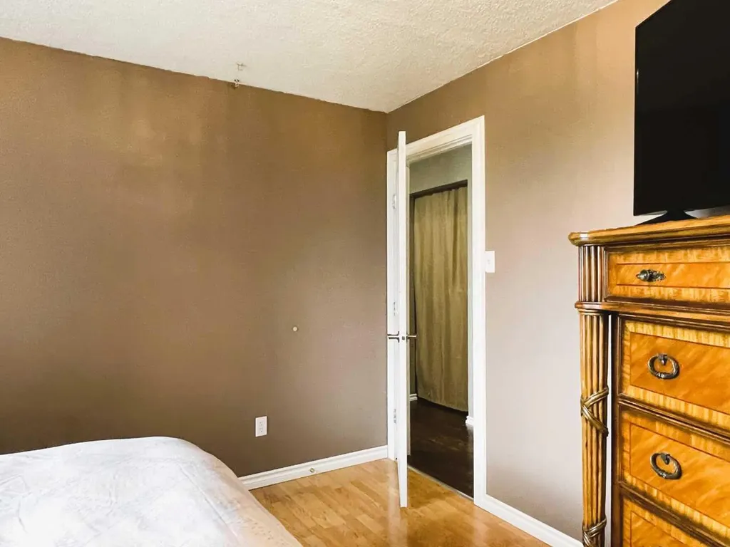 4330 49 Avenue Grimshaw AB T0H 1W0
