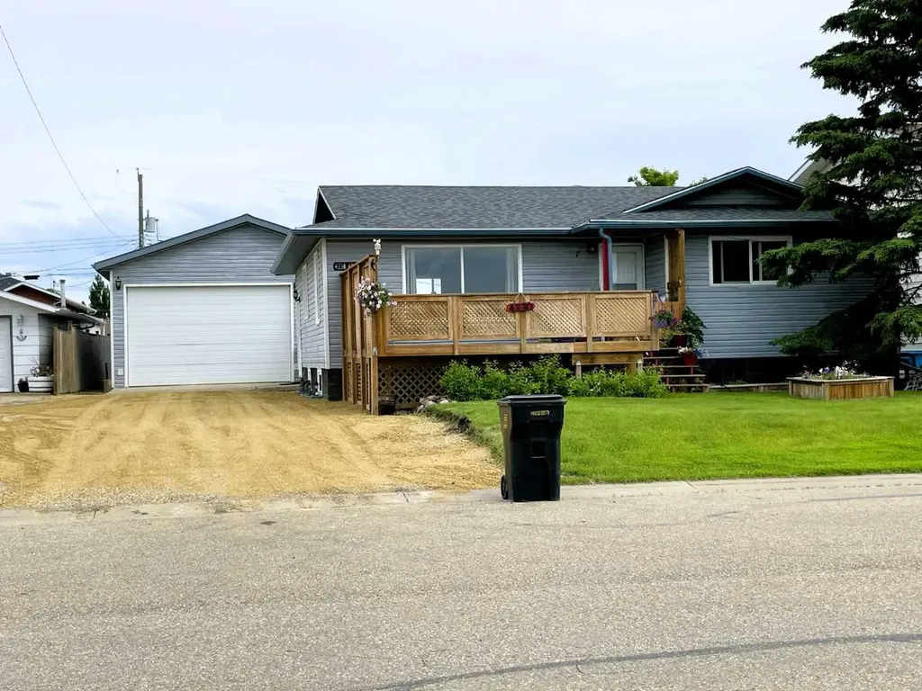 4330 49 Avenue Grimshaw AB T0H 1W0