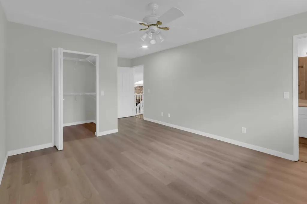 51 Ranchridge Drive NW Calgary AB T3G 1V9