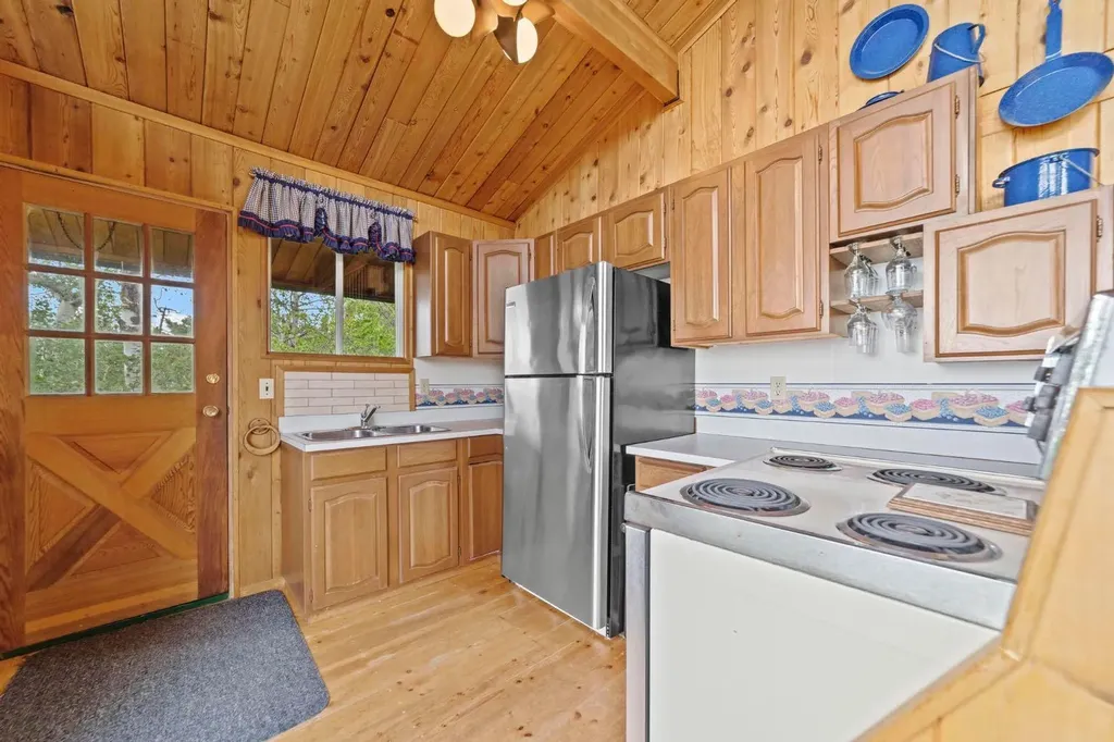 59 Bayview Drive Rochon Sands AB T0C 3B0
