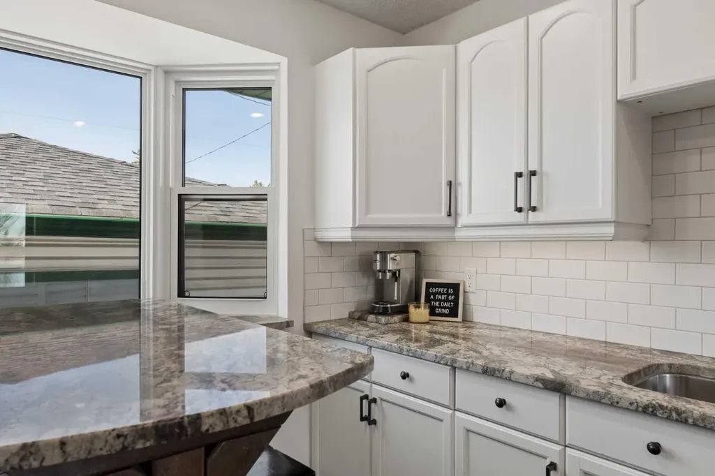 8011 Huntington Street NE Calgary AB T2K5B8