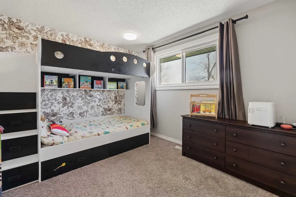 8011 Huntington Street NE Calgary AB T2K5B8