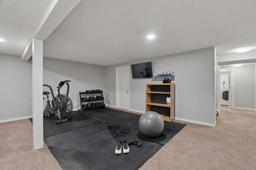 8011 Huntington Street NE Calgary AB T2K5B8