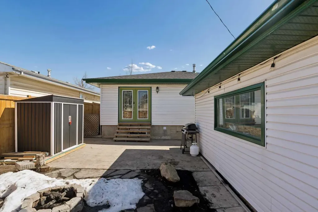 8011 Huntington Street NE Calgary AB T2K5B8