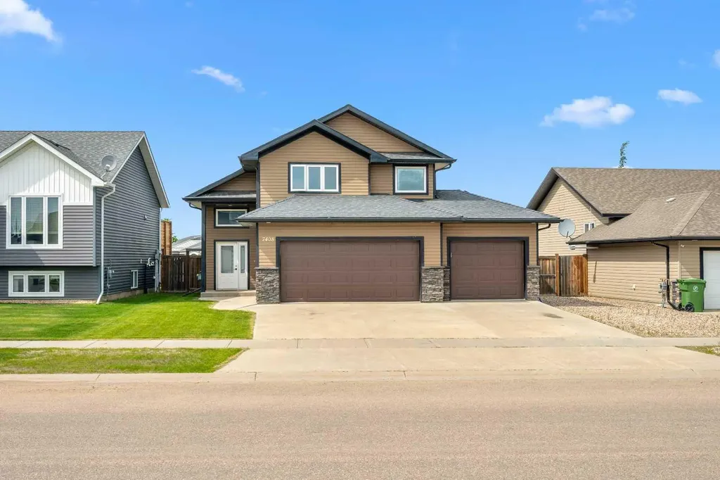 7408 29 Street Lloydminster AB T9V 3N1